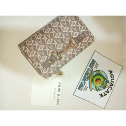 BILLETERA DE MUJER ANNE KLEIN